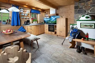 Image de Almchalet Bergsteiger Stubn, 1-6 Personen, 107 qm, Dusche/Wc, Balkon+Terrasse, Tv, W-Lan, Wärmekabine, 3 Schlafzimmer
