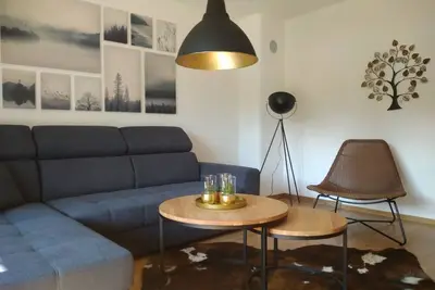 Image de Ferienwohnung -1\/1214- (70qm), Terrasse, Küchenzeile, Holzofen, 2 Schlafzimmer und 1 Wohnzimmer, max 4 Pers, Wlan