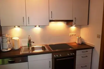 Image de Drei-Raum-Ferienwohnung (5), 40m², Schlaf-Kinder-Wohnzimmer, Küchenzeile, Dusche/Wc, Balkon