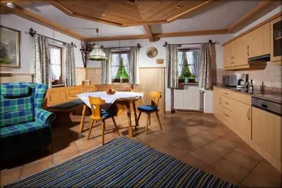 Image de Ferienwohnung Watzmann, 2 bis 4 Personen, 83 qm, mit Balkon, zwei separate Schlafzimmer, Wohn- und Schlafraum getrennt