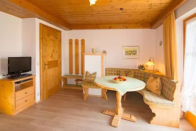 Image de Kaiserblick Zwei-Raum-Ferienwohnung, 38m², Balkon, extra Küche, Wohn-Schlafraum getrennt