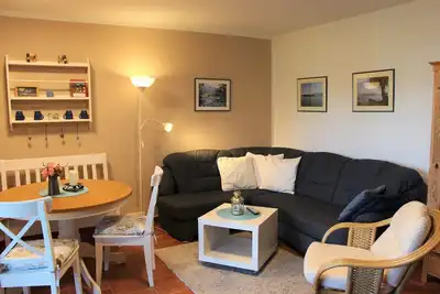 Image de Ii. Ferienwohnung (57qm), Terrasse, Kochnische, 1 Schlaf- und 1 Wohn-/Schlafzimmer, max 2 Personen, -Hochfellnblick