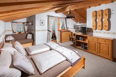 Image de Ferienwohnung Nr. 4, 1-3 Personen, 30 qm, Dusche/Wc, Balkon, Tv, 1 Schlafzimmer, Nichtraucher