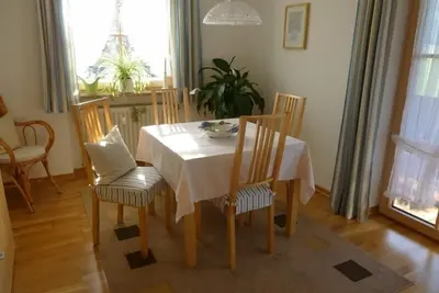 Image de Ferienwohnung 2 \"Chiemseestern\" für 1-3 Personen (65 qm, 1. Etage)