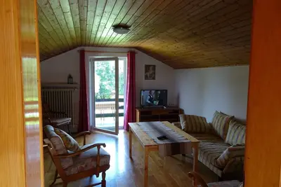 Image de Wohnung 3 a - 2. Etage, Mansarde 50 qm -  Balkon mit Morgensonne, See-/Bergblick