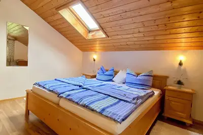 Image de Ferienwohnung \"Rauschberg\" (59 qm) Balkon, 2 Schlafzimmer, Küche mit Sitzecke/Couch, max. 5 Pers. Wlan