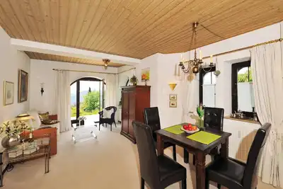 Image de Ferienwohnung für 2 Pers. , ca. 74 m², Wohnzimmer, Schlafzimmer, Küche und Terrasse