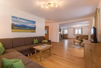 Image de Ferienwohnung \"Gerti\" fĂĽr 1-5 Personen (100 qm, Og) *****