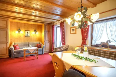 Image de Ferienwohnung -4- (50-60 qm), Balkon, Küche extra, 1 Schlafzimmer und 1 Wohnzimmer, max 4 Pers. Wlan kostenlos