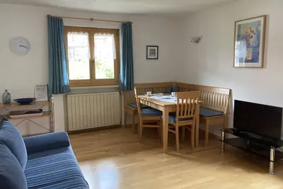Image de (1) Drei-Raum-Ferienwohnung 60qm, 2 - 5 Personen, 2 Schlafzimmer mit Doppelbett, WohnkĂĽche, groĂźe Balkonterrasse
