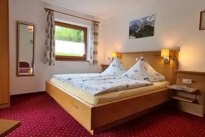 Image de Ferienwohnung, 1-2 Personen, 33 qm, Dusche/Wc, Balkon, Tv, W-Lan, 1 Schlafzimmer, Frühstück möglich!