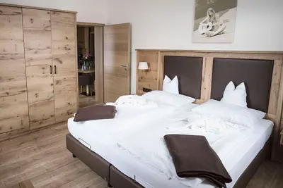Image de Geräumige Ferienwohnung für 2 Personen und Ostbalkon