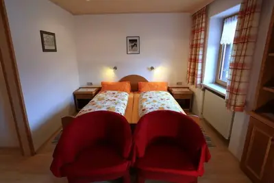 Image de Zwei-Raum-Ferienwohnung (2) \"Sprungschanze\" 28qm, Dusche/Wc, Wohn-/Schlafraum, Küche, Balkon