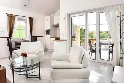 Image de Ferienwohnung Nr. 2 - \"Bergblick\", 39 qm Obergeschoss, 1 separates Schlafzimmer