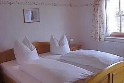 Image de Ferienwohnung 2 fĂĽr 2-6 Personen (75 qm, Dg) ****