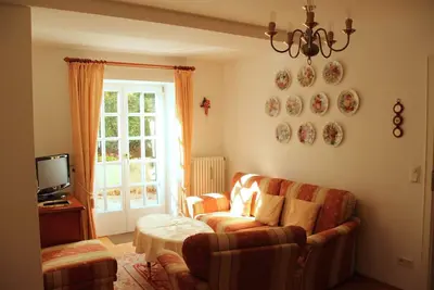 Image de Ferienwohnung am Thermenpark mit sonniger Terrasse