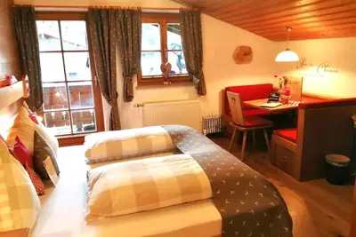 Image de Ferienwohnung \"Zwerchenberg\"  - Ein-Raum-Wohnung 26m² mit Balkon und Morgensonne