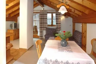 Image de Ferienwohnung (80qm), Balkon, Küchenzeile, 1 Schlaf- und 1 Wohn-/Schlafzimmer, max 3 Personen