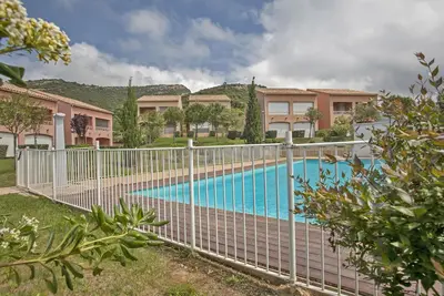 Image de Joli T2 - St-Florent, à 5 min de la plage, avec piscine