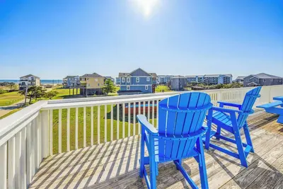 Image de Un plaisir sans fin! Oceanview-Pool, Bain Ă remous, Salle de jeux, DogFriendly, Promenade de Cmty Beach