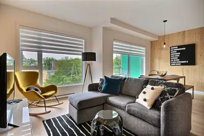 Image de Le moderne Cocoon proche de tout dans la ville de Québec!