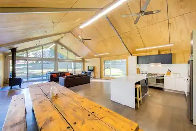 Image de Neuf marches - une vue imprenable sur le mont Buffalo, sur 29 acres de bushland