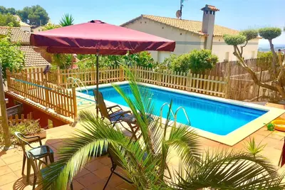 Image de Maison Privee wifi 2km plage jardin 600m et barbecue