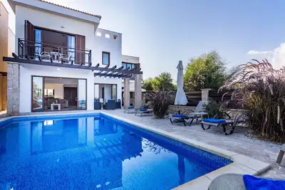 Image de Quatre chambres villa de première ligne