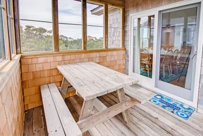 Image de Profitez du soleil, marchez jusqu'à la plage! Semi-Oceanfront w \/ Cmty Pool, bain à remous, Dog-Friendly