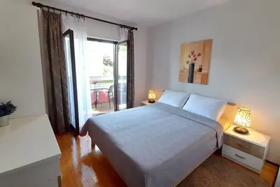 Appartement de deux chambres avec la terrasse Sveti Anton, Krk (A-5288-a)