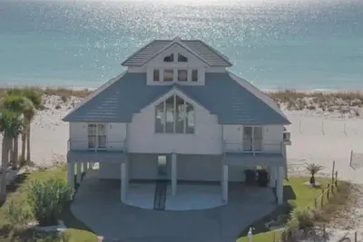 Image de Sol LaRu- direct Gulf / BeachFront White Sand Beaches Maison contemporaine