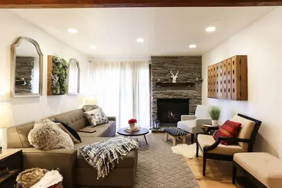 Image de Pow Haus: moderne Beaver Creek 2br w / accès au ski