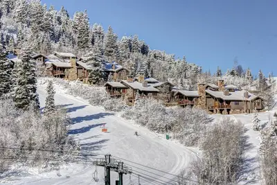Image de Ski-in / Ski-out @ Deer Valley. Mise à jour 4 Chambre condo, téléviseurs Hd, bain à remous, pour 12 personnes