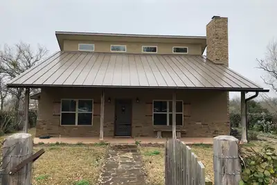 Image de Aucun dépôt de sécurité sur Hill Country Ranch Hideaway minutes de San Antonio