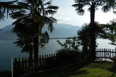Image de Appartement de luxe avec plage privée sur le lac Majeur