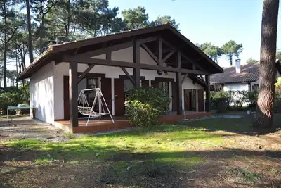 Image de Villa avec jardin pour 6 personnes côté sud de Lacanau Océan - 2116