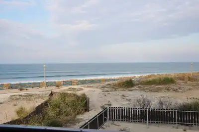 Image de Studio situé dans une résidence donnant directement sur l'esplanade et la plage 15701