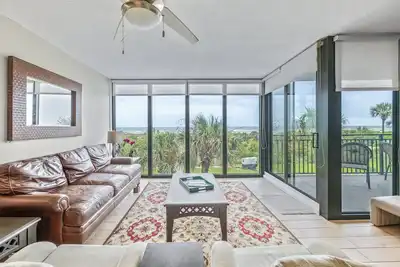 Image de Oceanfront! ! Super tarifs d'été!