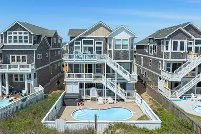 Image de Beach Breeze: 8 Br / 8 Ba maison Ă Nags Head, 16 personnes