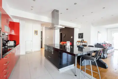 Image de A Luxury & Comfortable 2bdrm Apt in Athens