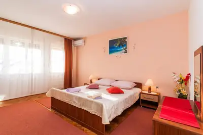 Image de Appartement de trois chambres avec le balcon Privlaka, Zadar (A-5747-a)