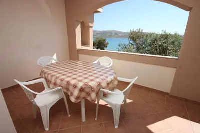 Appartement d'une chambre prés de la plage Kustici, Pag (A-6376-a)