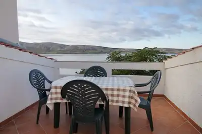 Appartement de deux chambres prés de la plage Kustici, Pag (A-6376-f)