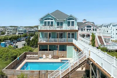 Image de Greenwaves Iii: 12 Br \/ 11 Ba maison ��� Kill Devil Hills, 24 personnes