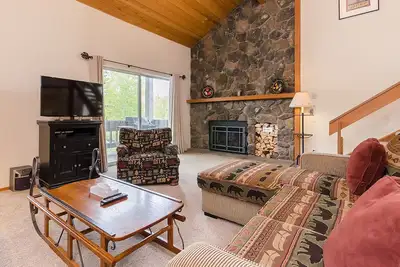 Image de Snowcreek Resort Vacation Rental #644