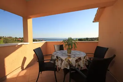 Image de Appartement d'une chambre avec la terrasse et la vue sur le mer Zdrelac, Pasman (A-8424-a)