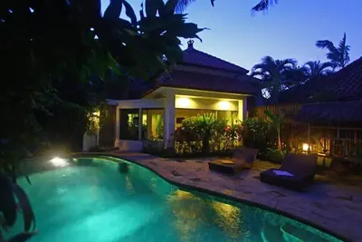Image de Villa Alchemy Minutes from the Beach