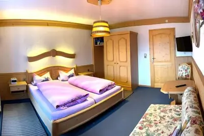 Image de Ferienwohnung Sonnenwinkel mit 53qm, 1 Schlafzimmer, 1 Wohn-/Schlafraum, max. 5 Personen