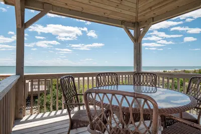 Image de Green Dolphin: 4 Br / 2 Ba bord de mer à Topsail Beach, pour 8 personnes