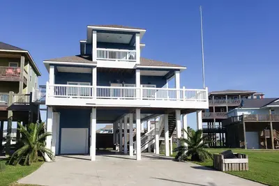 Image de Luxury Beach House ~ 12 personnes ~ 2 étages ~ Belle vue sur la plage